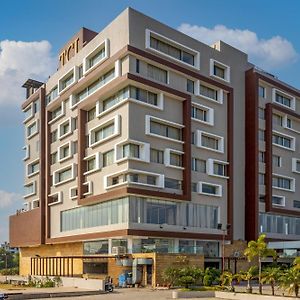 The Chandra Leela Hotel
